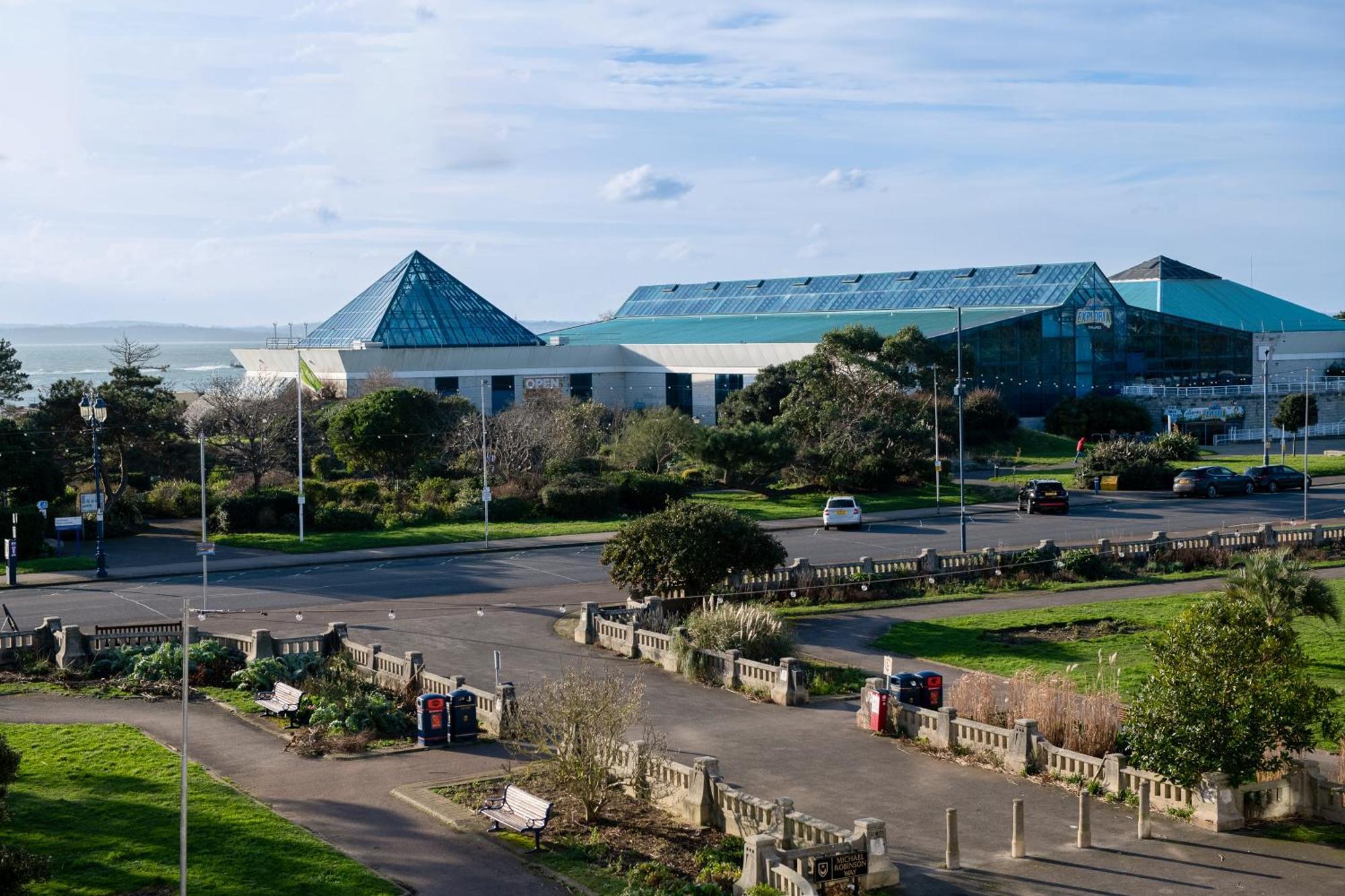 Seaview Central Portsmouth Bagian luar foto